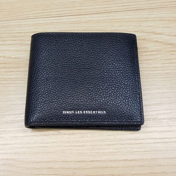 WANT LES ESSENTIELS Mens Black Pebbled Leather Bifold BENIN $175 - Picture 2 of 7